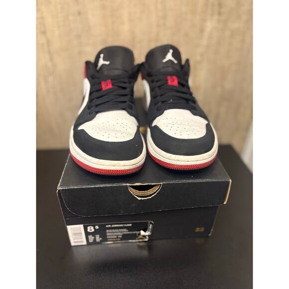 SZ 8.5m - Jordan 1 Low Black Toe, used w/ replacement box main image 4